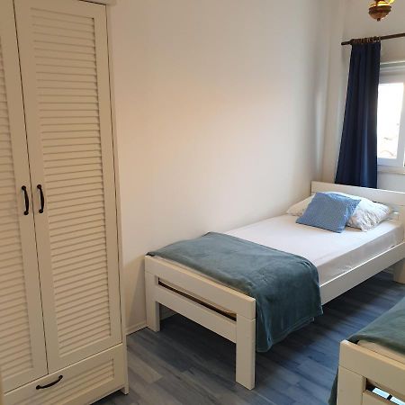 Aparthotel Marina 프리모스턴 외부 사진